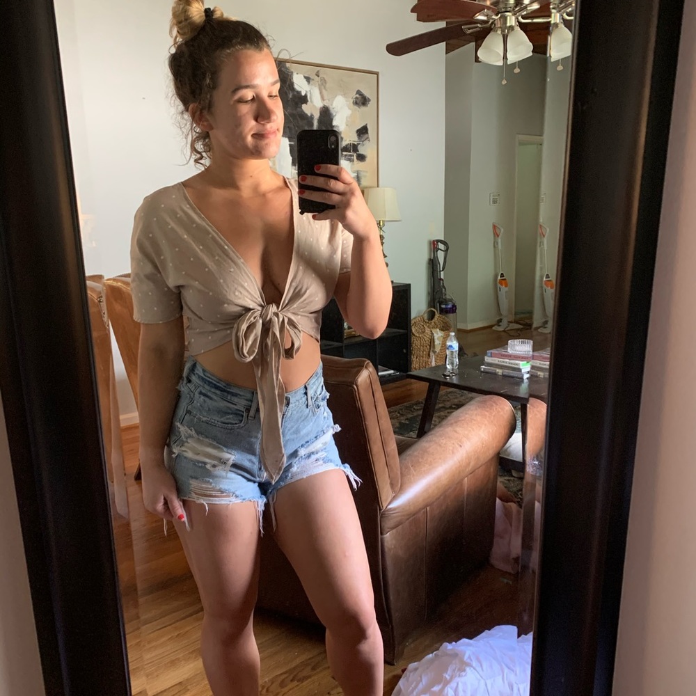 WhiteFox taupe tie top M